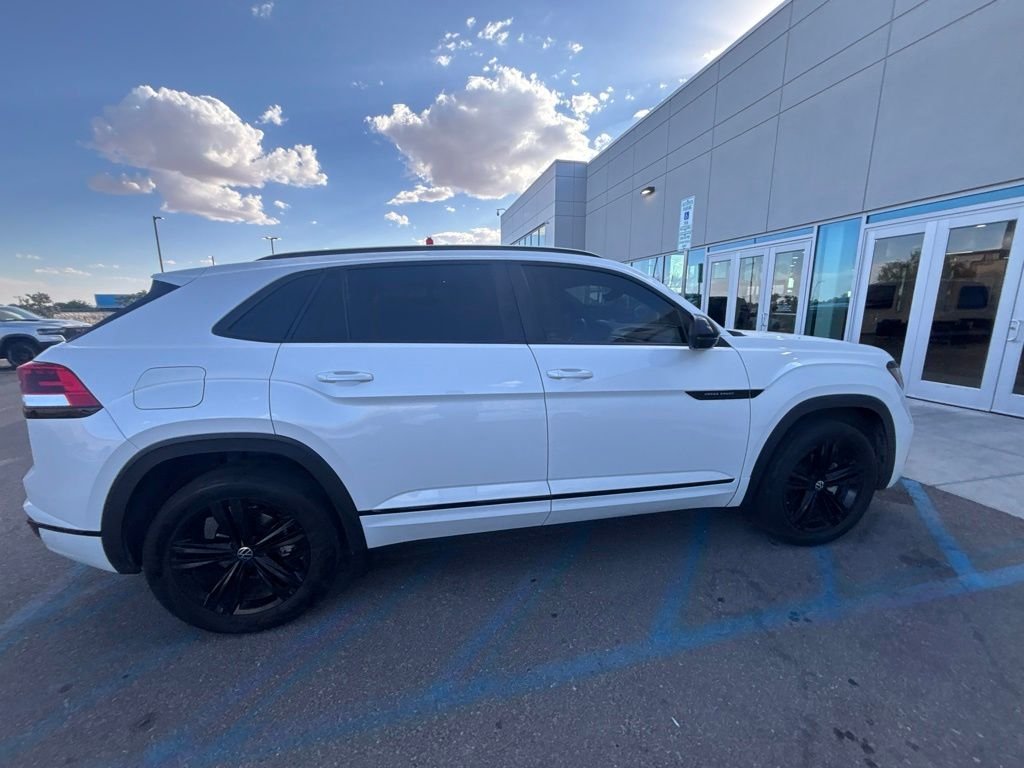 Used 2023 White Volkswagen 2.0T SEL R-Line image 6
