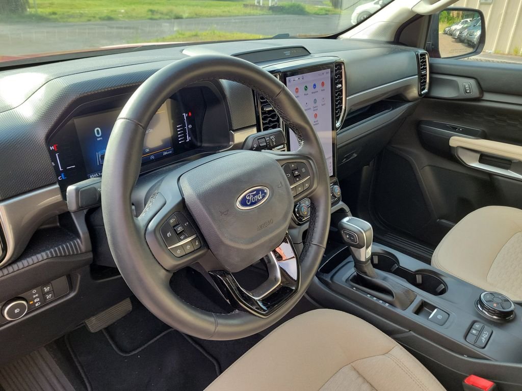 Used 2024 Red Ford XLT image 21