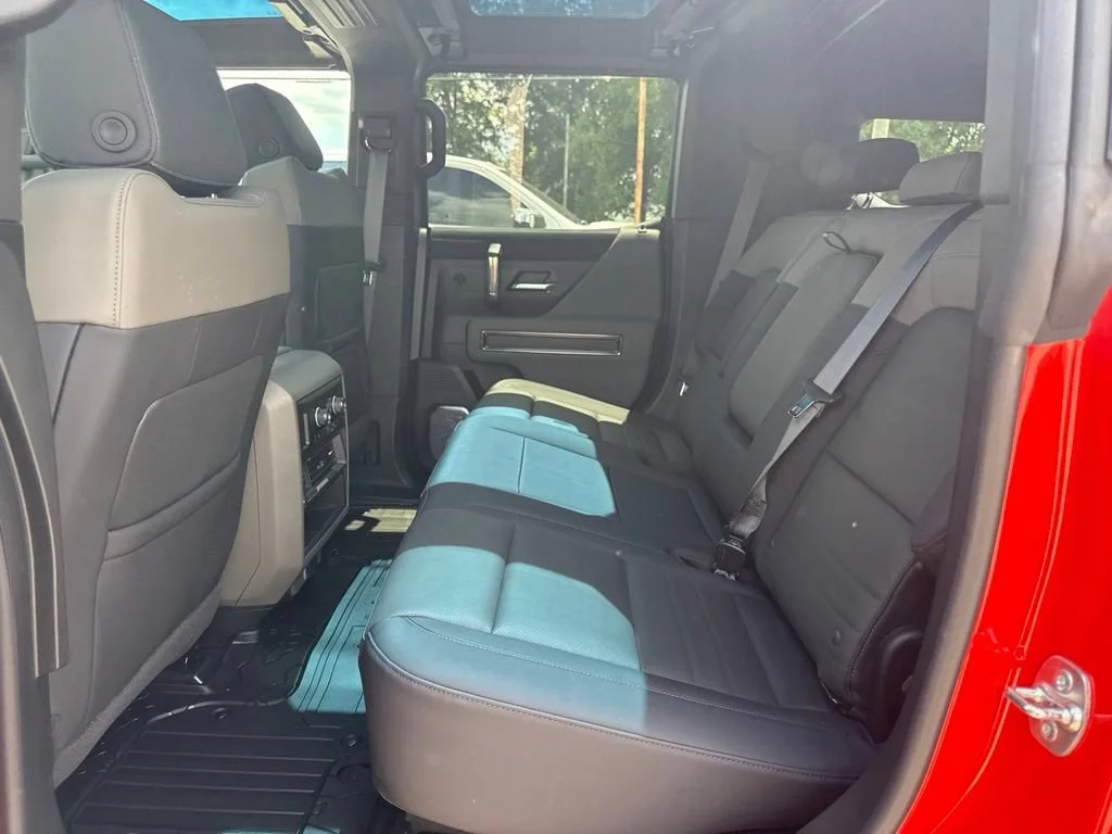 Used 2025 Solar Orange GMC 2X image 12