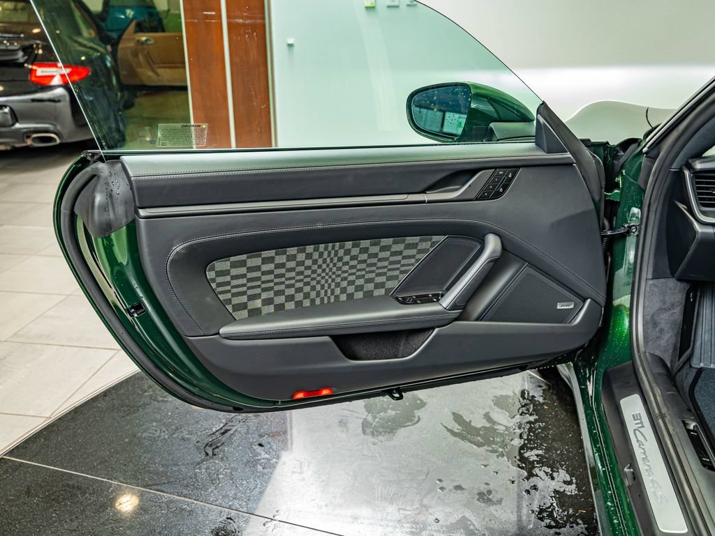 New 2026 Oak Green Metallic Neo Porsche Carrera 4S image 27