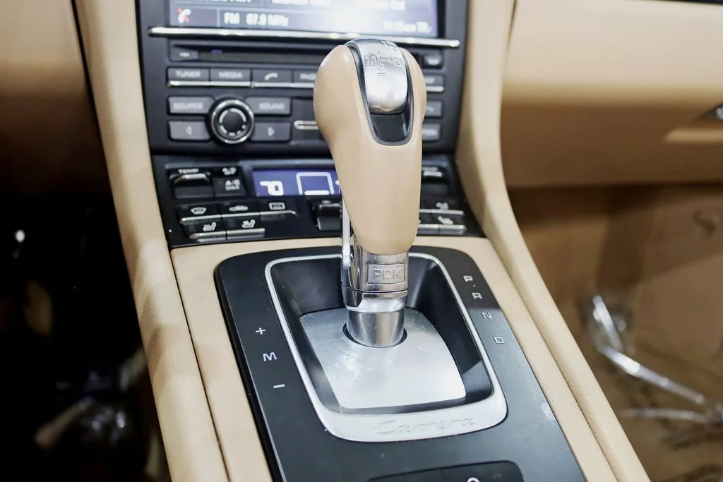 Used 2014 White Porsche Carrera image 23