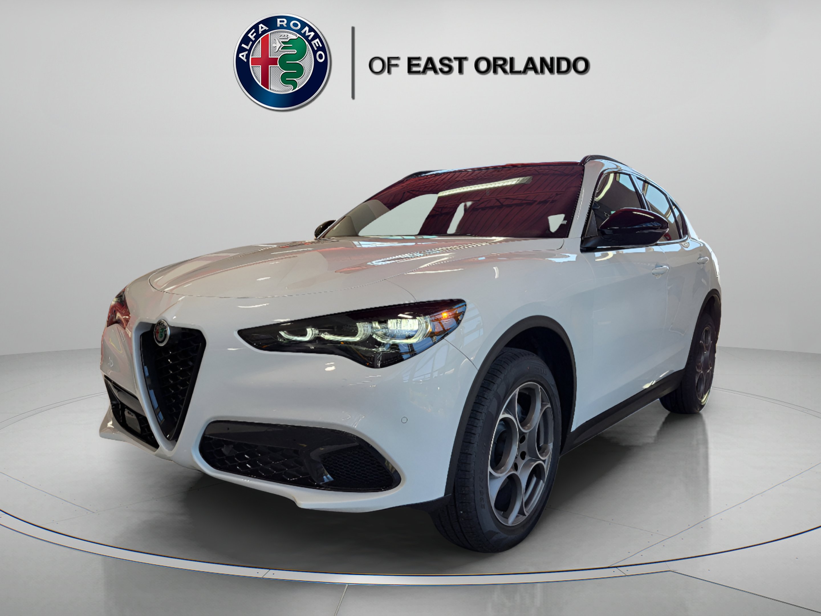New 2025 Milano White Alfa Romeo SPRINT image 4