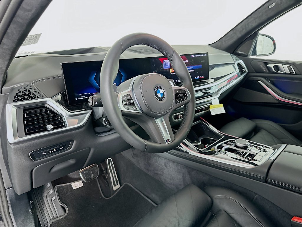 Used 2026 Black Sapphire Metallic BMW xDrive40i image 9