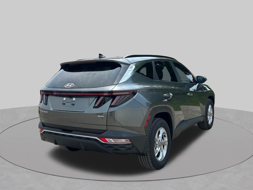 Used 2023 Amazon Gray Hyundai SEL image 35