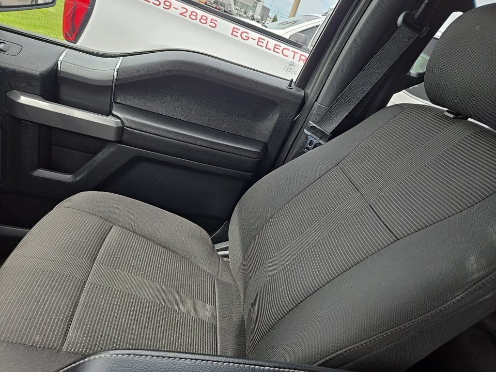 Used 2016 Gray Ford XLT image 11