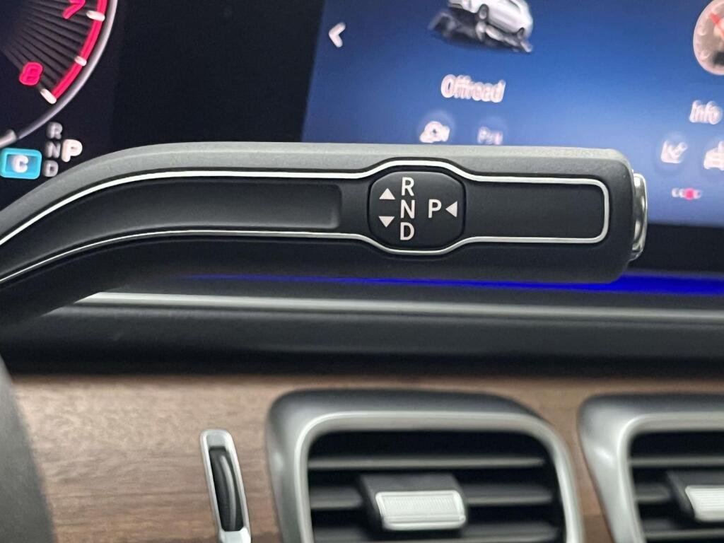New 2026 Night Black Mercedes-Benz GLA 250 image 37