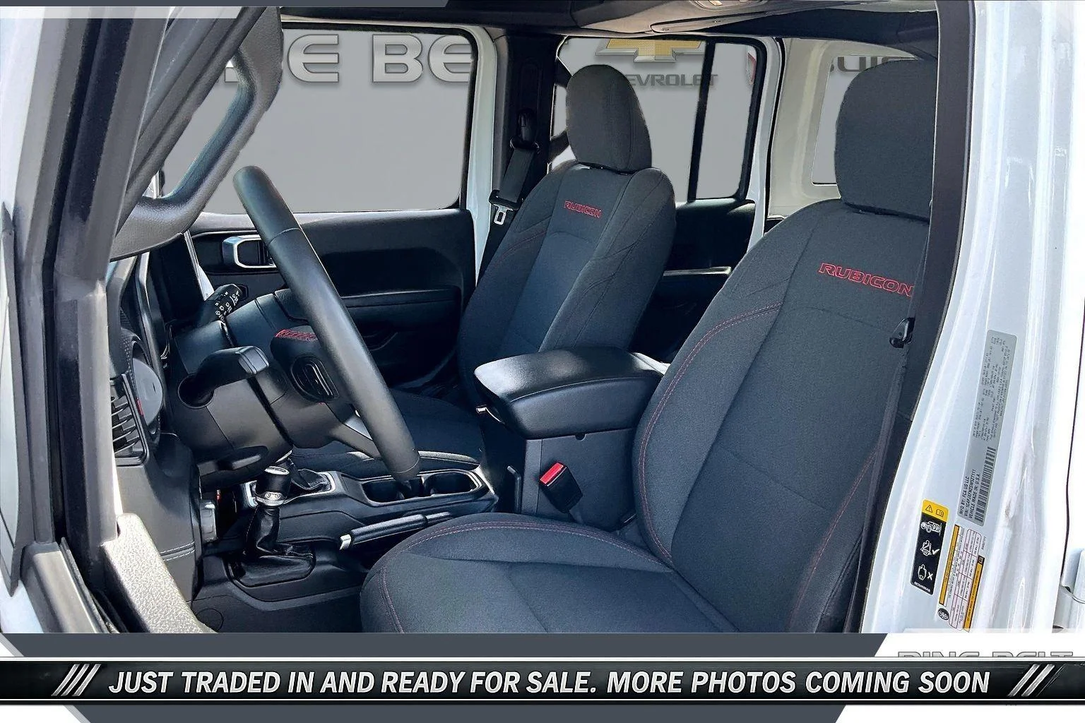 Used 2025 White Jeep 4-Door Rubicon 4x4 image 18