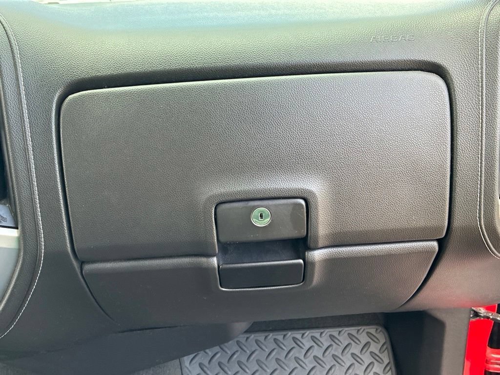 Used 2015 FIRE RED GMC SLE image 27