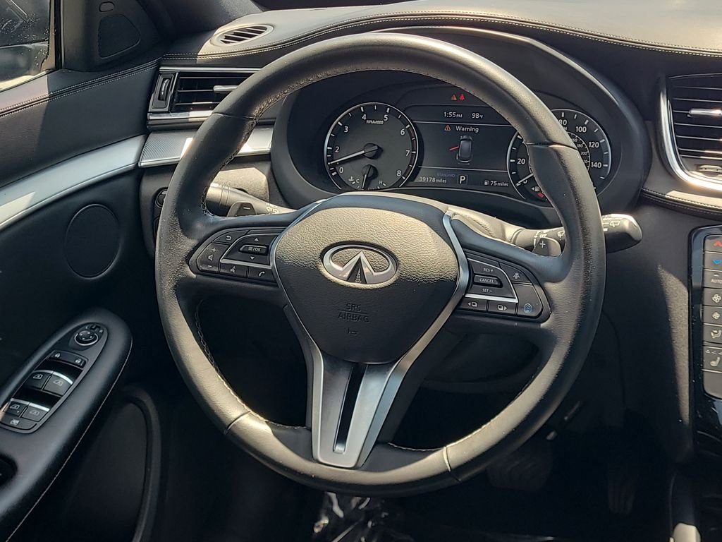 Used 2021 Black INFINITI LUXE image 12