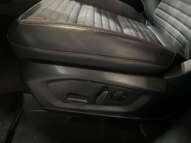 Used 2026 Gray Ford ST-Line image 18