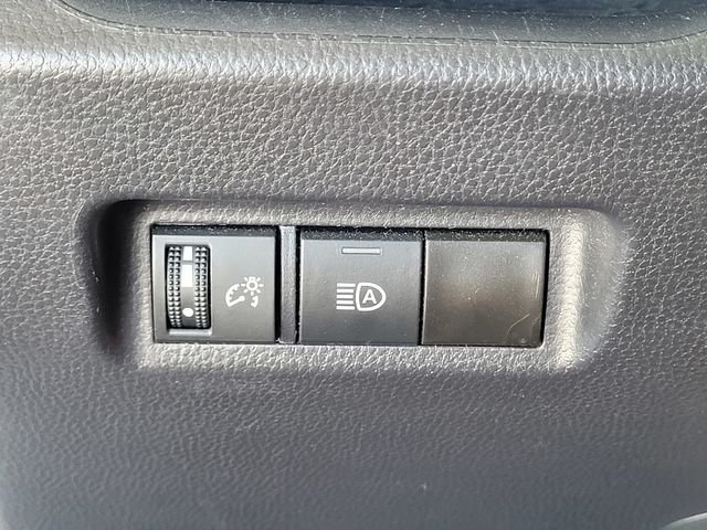 2024 Toyota RAV4 LE - Photo 14