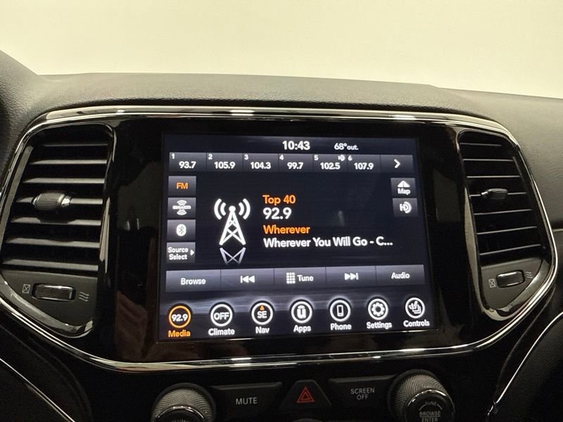 Used 2021 Black Jeep Limited image 30