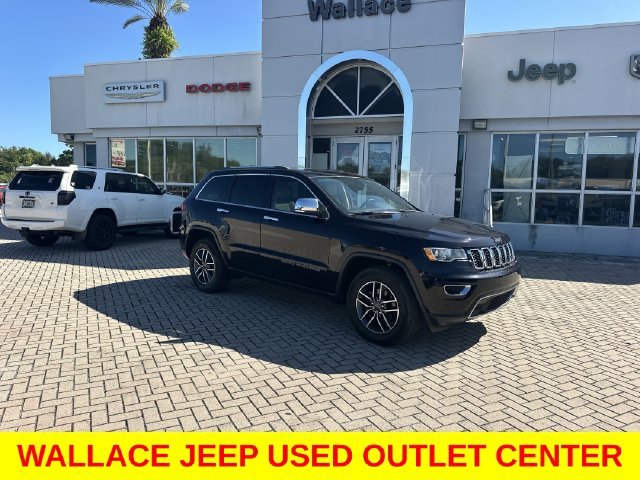Used 2020  Jeep Limited image 5
