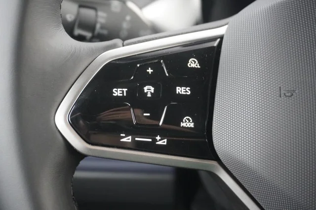 2025 Volkswagen ID. Buzz PRO S - Photo 25