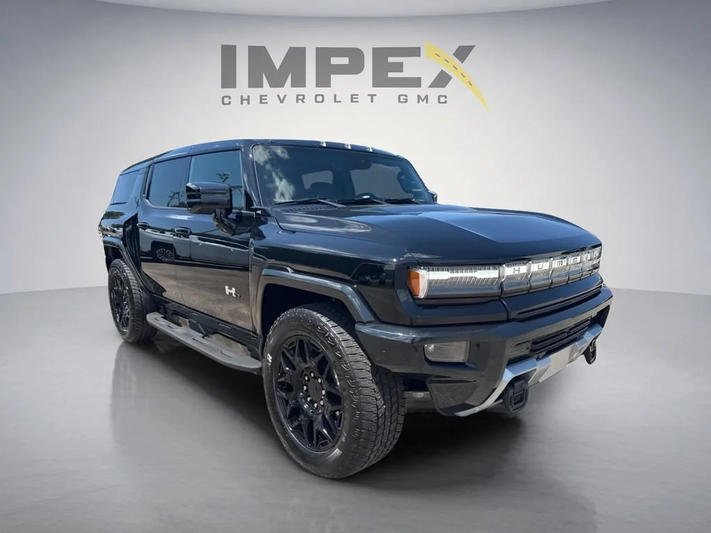 Used 2025 Void Black GMC 2X image 8