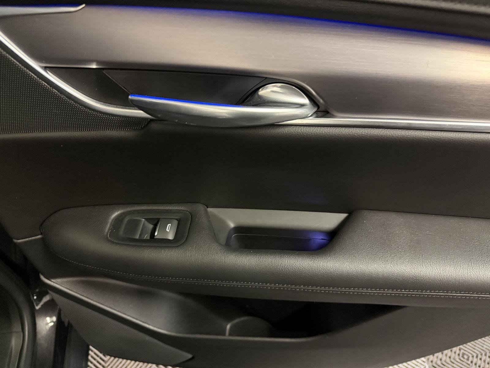 Used 2019 BLACK CADILLAC PREMLUX image 31