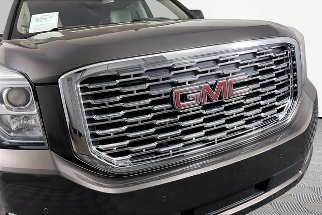 Used 2019 Gray GMC Denali image 29