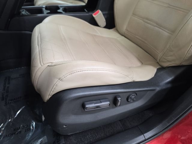 Used 2017 Red Honda EX-L image 29