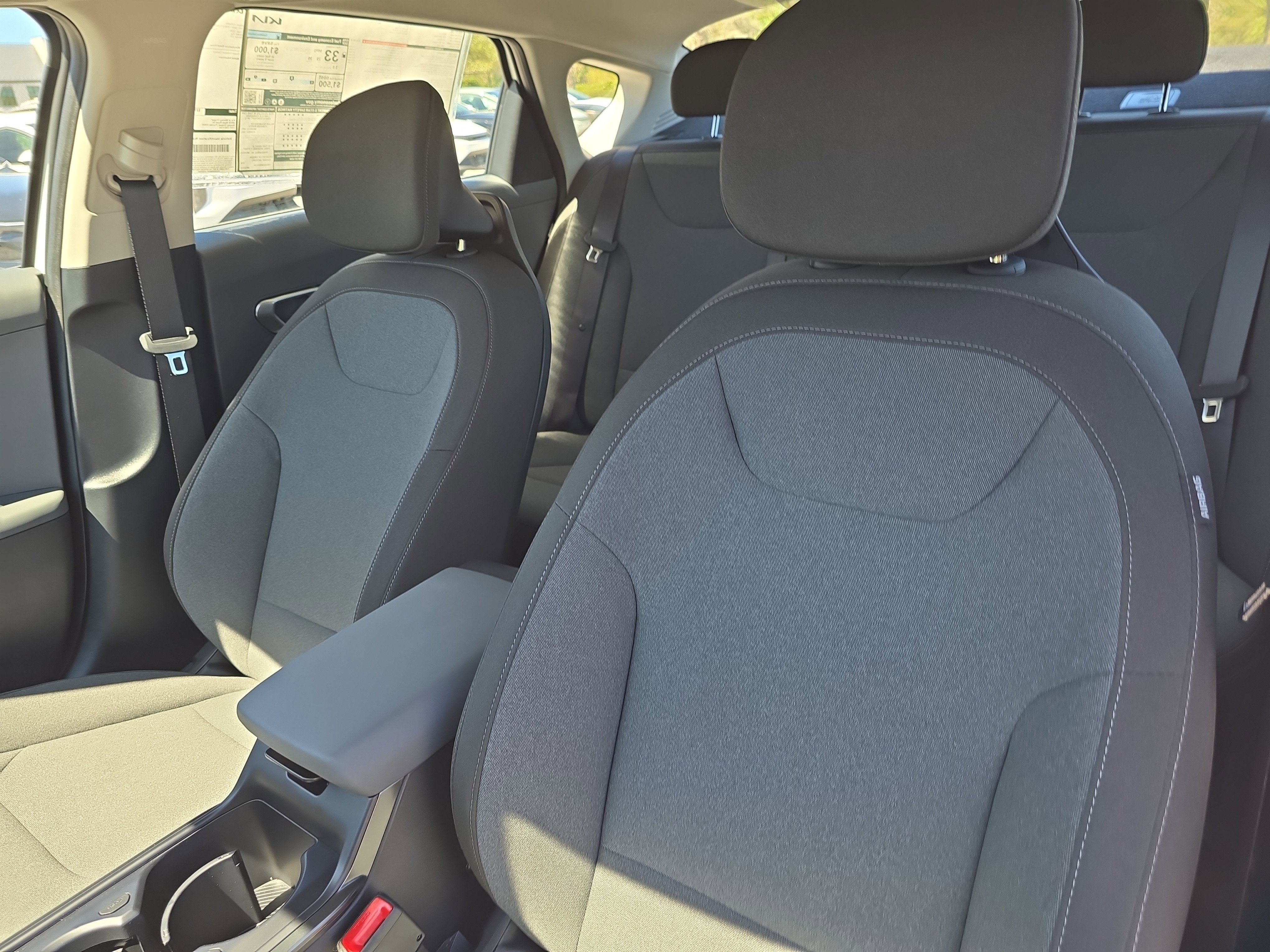 New 2026 Snow White Pearl Kia LXS image 21
