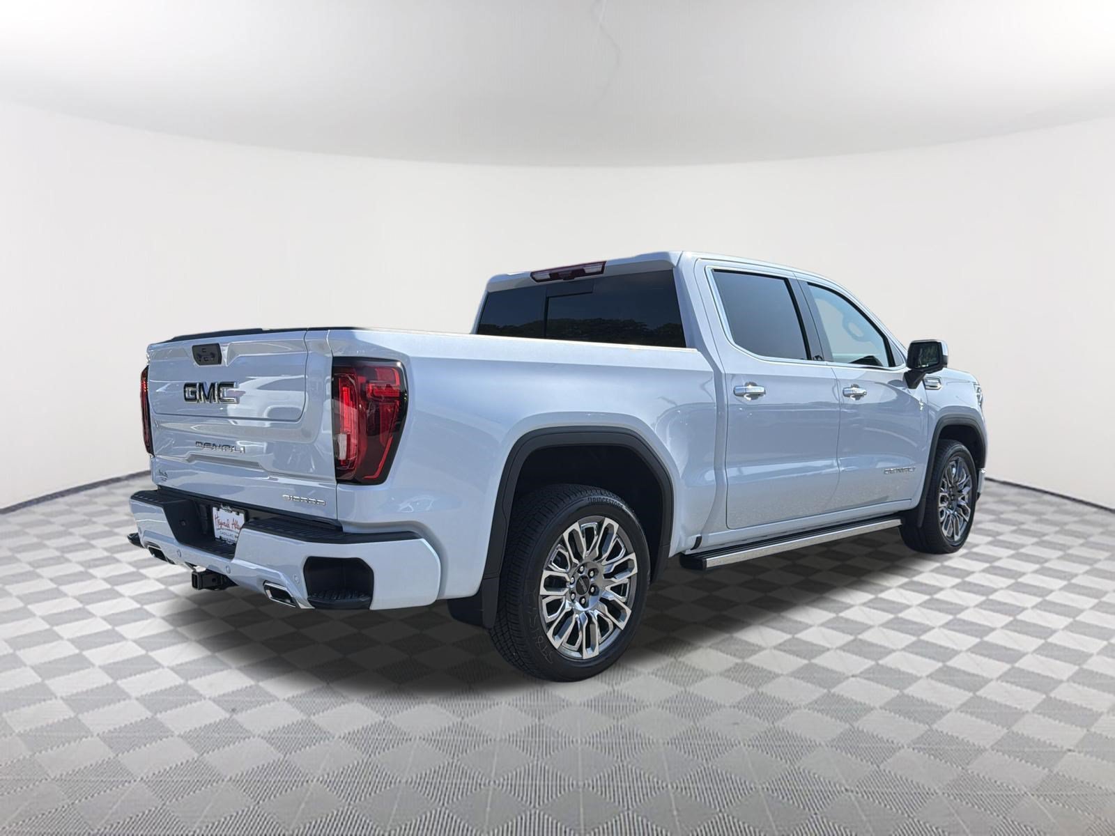 New 2026 Glacier White Tricoat GMC Denali Ultimate image 5
