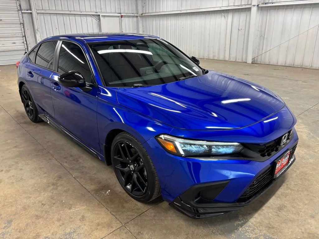 2022 Honda Civic Si with Summer Tires's photo