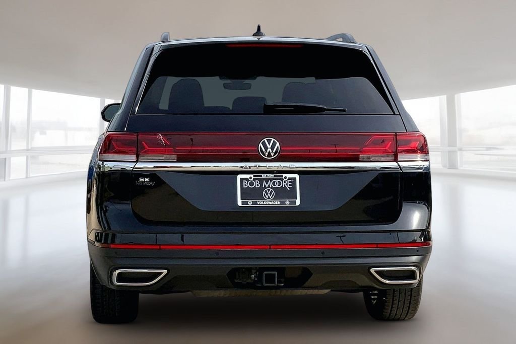 Used 2024 Deep Black Pearl Volkswagen 2.0T SE w/Technology image 4