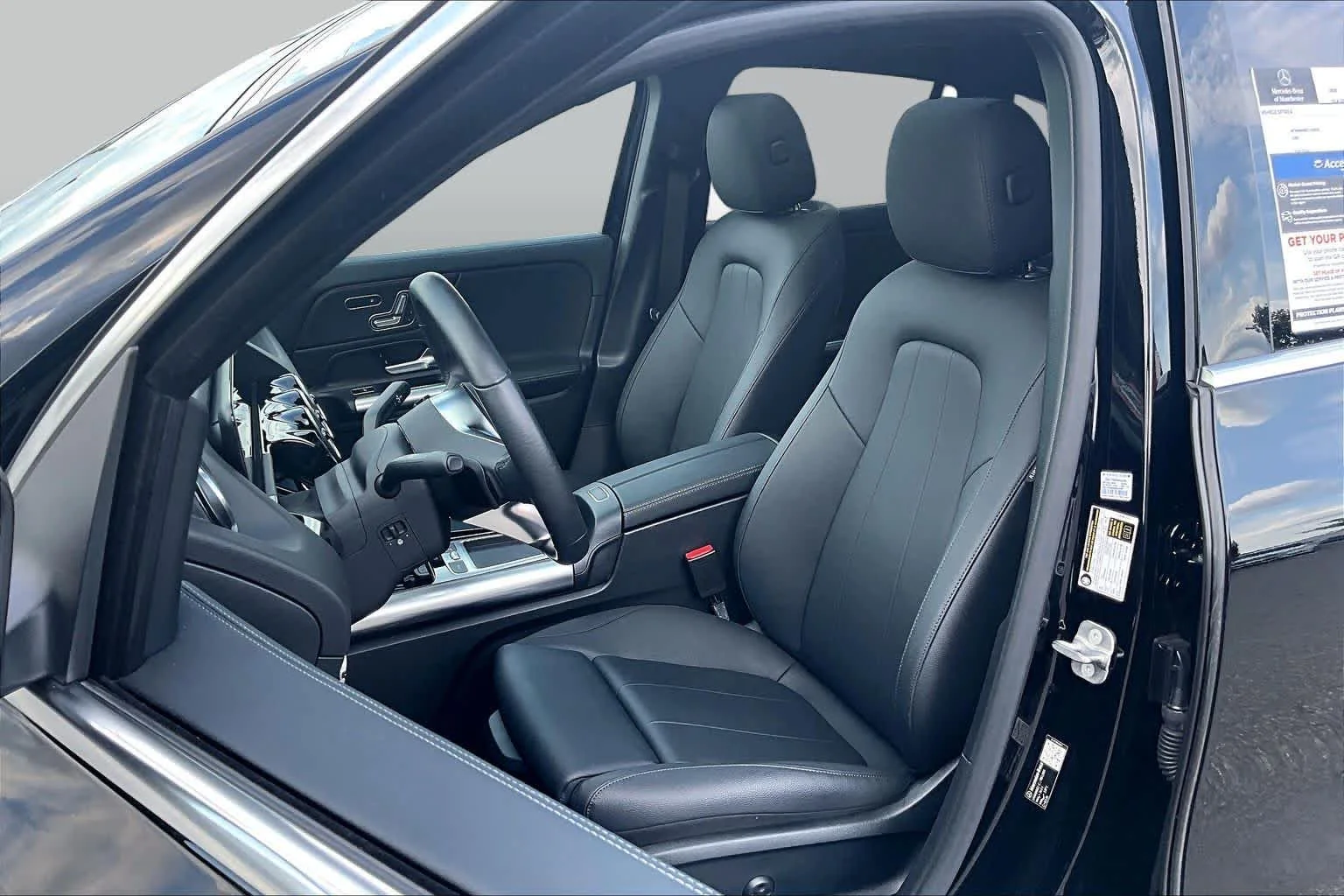 New 2026 Night Black Mercedes-Benz GLA 250 image 9