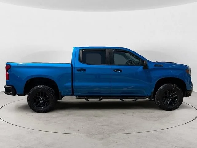 Used 2022 Glacier Blue Metallic Chevrolet LT Trail Boss image 7