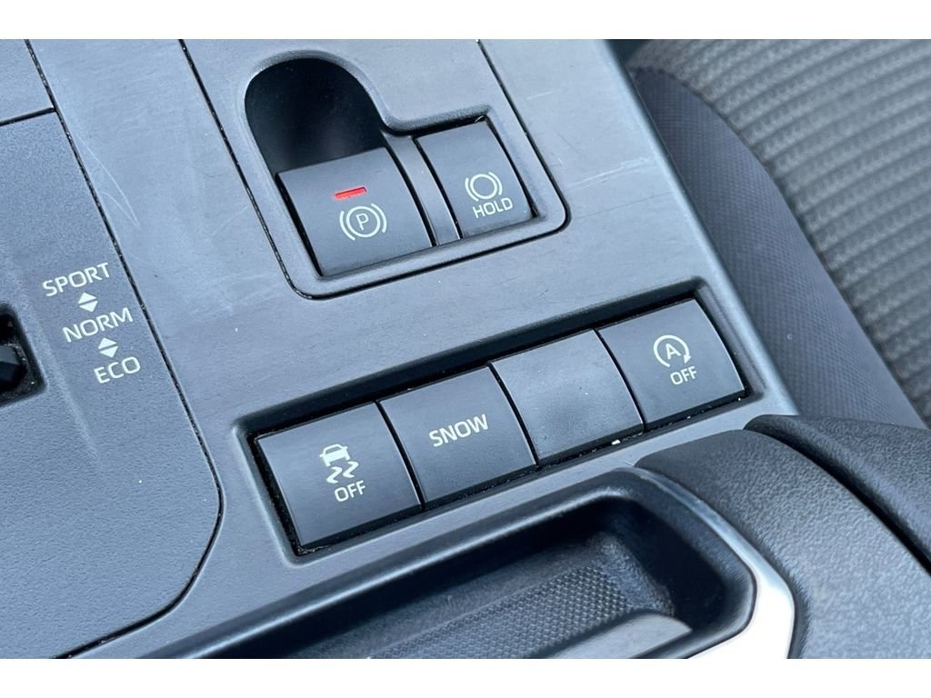 Used 2021 Celestial Silver Metallic Toyota L image 31