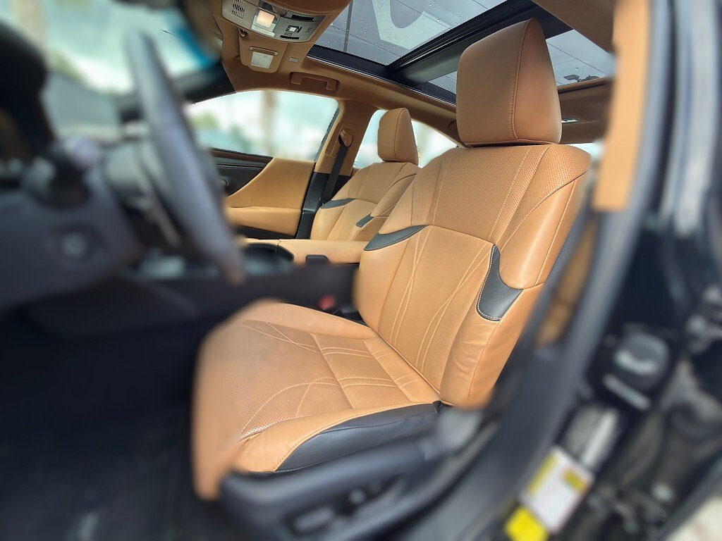 Used 2024 Caviar Lexus Luxury image 11