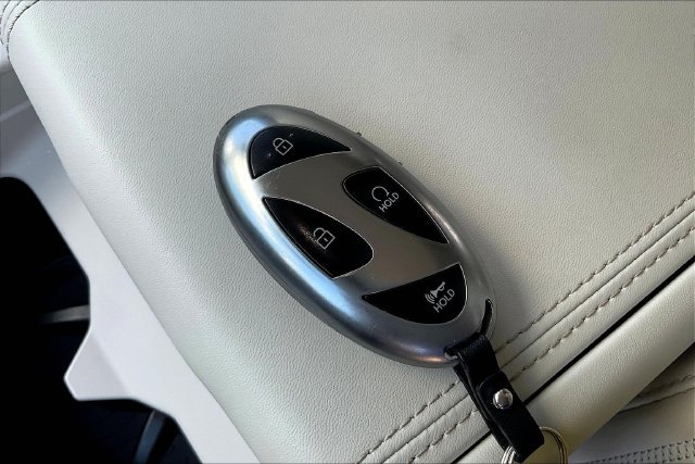 Used 2025 Gray Hyundai Calligraphy image 38