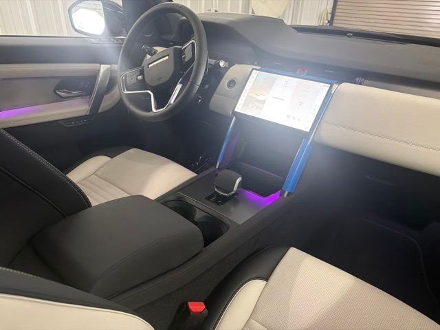 New 2026 Carpathian Grey Land Rover Landmark image 21