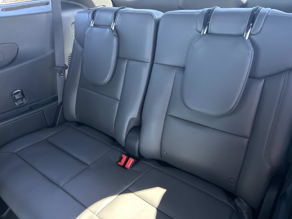 New 2027 Star White Metallic Tri-Coat Ford Active image 18