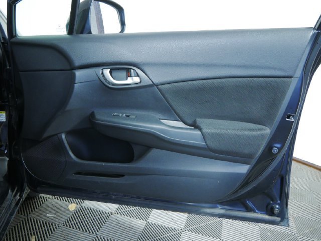 Used 2013 Black Honda LX image 11