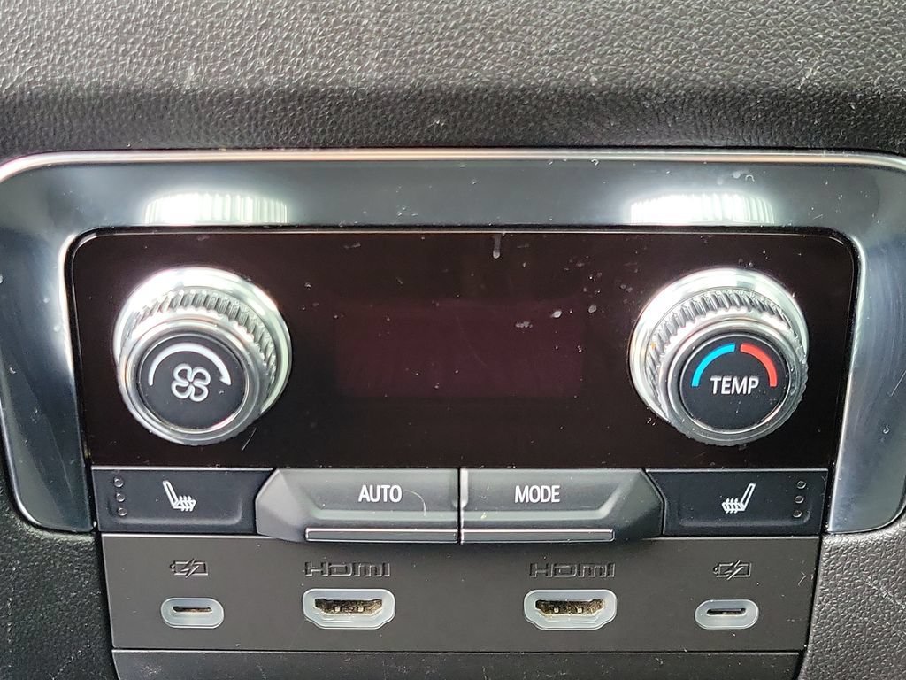 Certified Used 2024 Onyx Black GMC Denali image 15