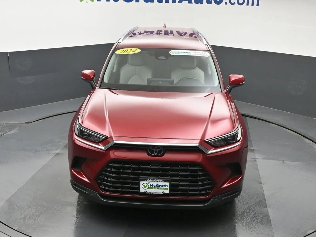 Certified Used 2024 Red Toyota XLE image 28