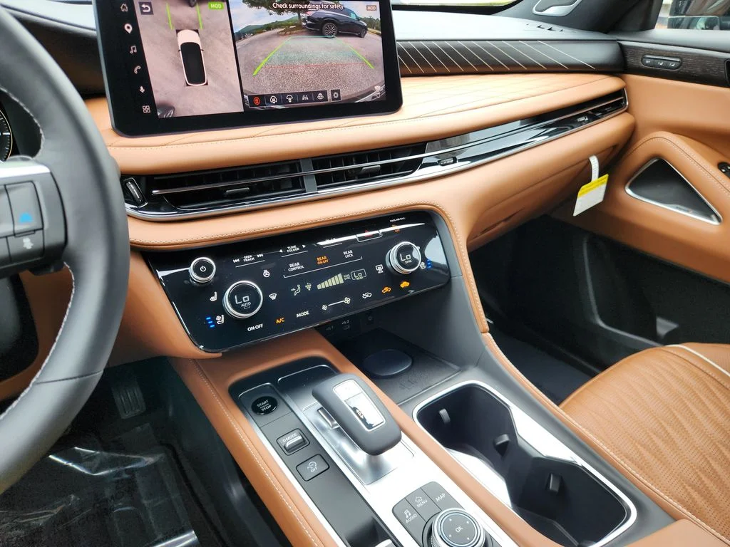 New 2027 2T MNRL BLK INFINITI Autograph AWD image 30