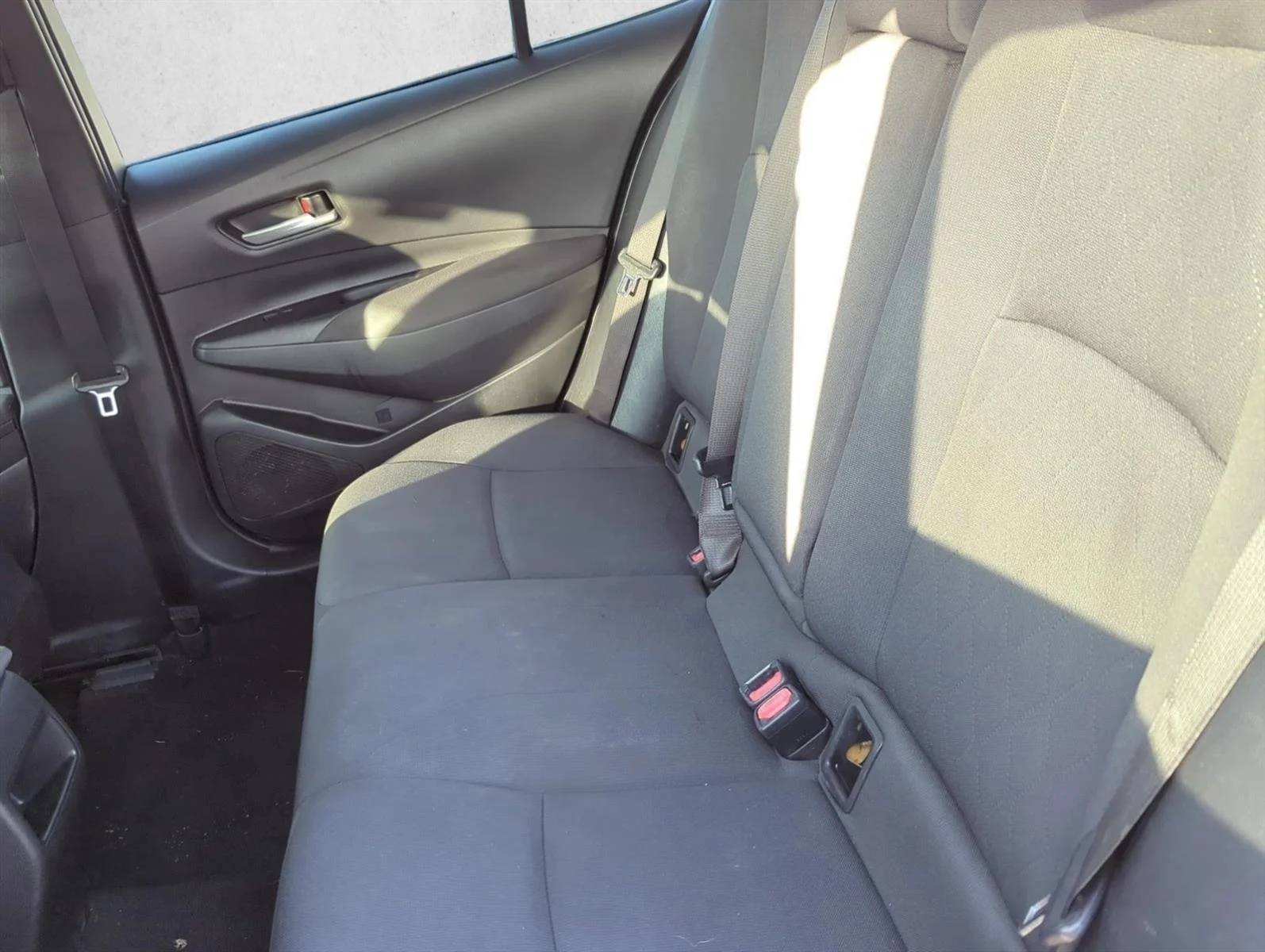 Used 2020 Barcelona Red Metallic Toyota LE image 21