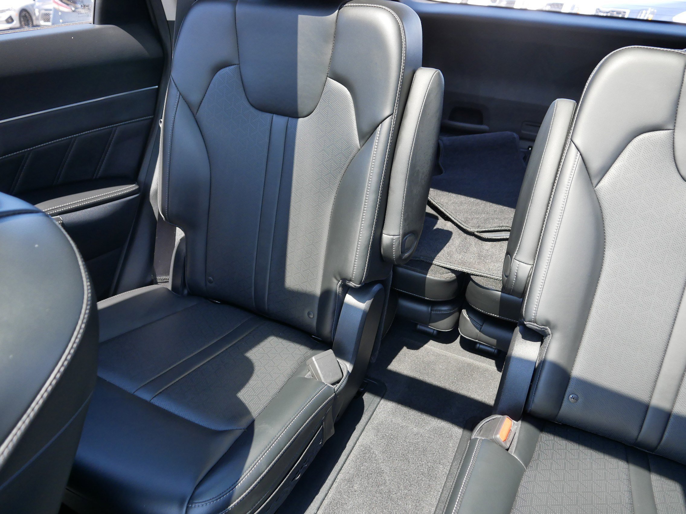 Certified Used 2023 Ebony Black Kia SX image 12