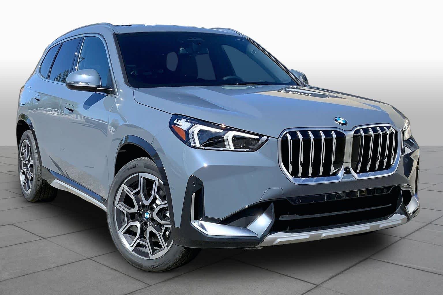 New 2026 Storm Bay Metallic BMW xDrive28i image 2