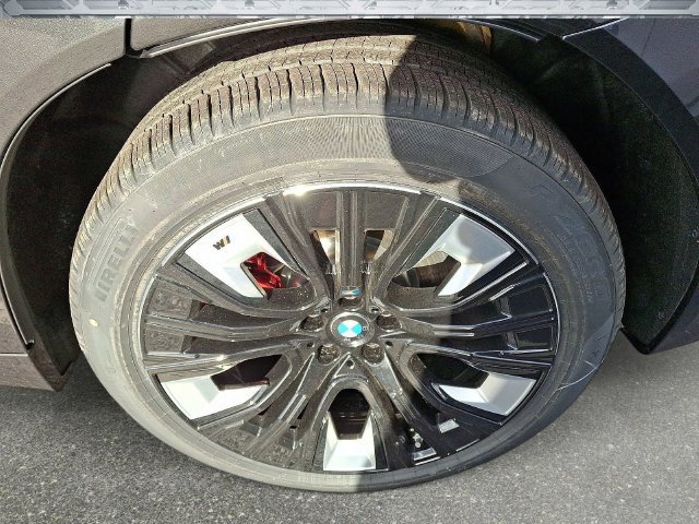 Certified Used 2026 Dark Graphite Metallic BMW 30 xDrive image 7