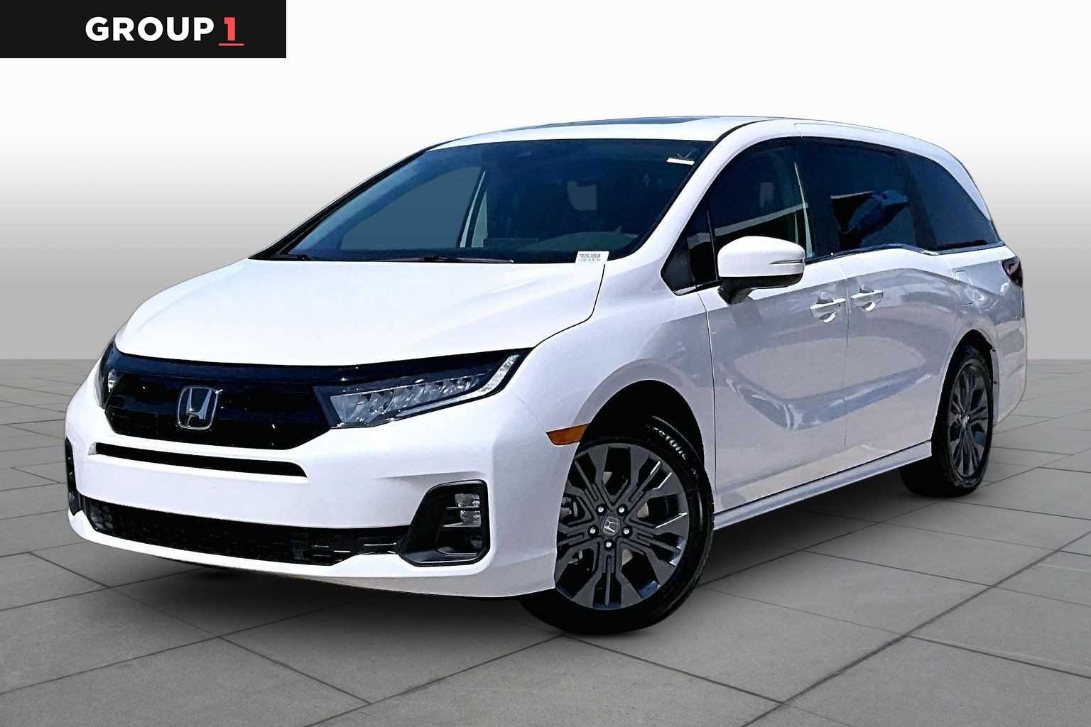 2026 Honda Odyssey Touring's photo
