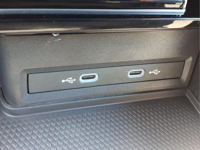 New 2026 Silver Mist Metallic Volkswagen SE w/Technology 4M image 19
