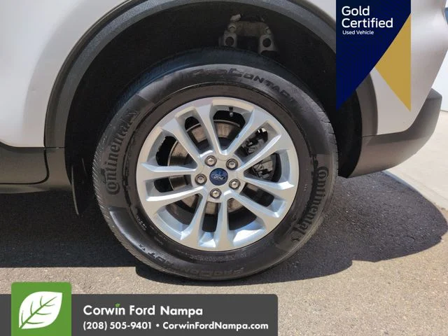 Certified Used 2022 White Ford SE image 32