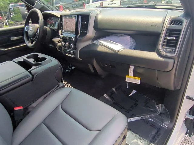 New 2026 Bright White Clearcoat RAM Tradesman image 37
