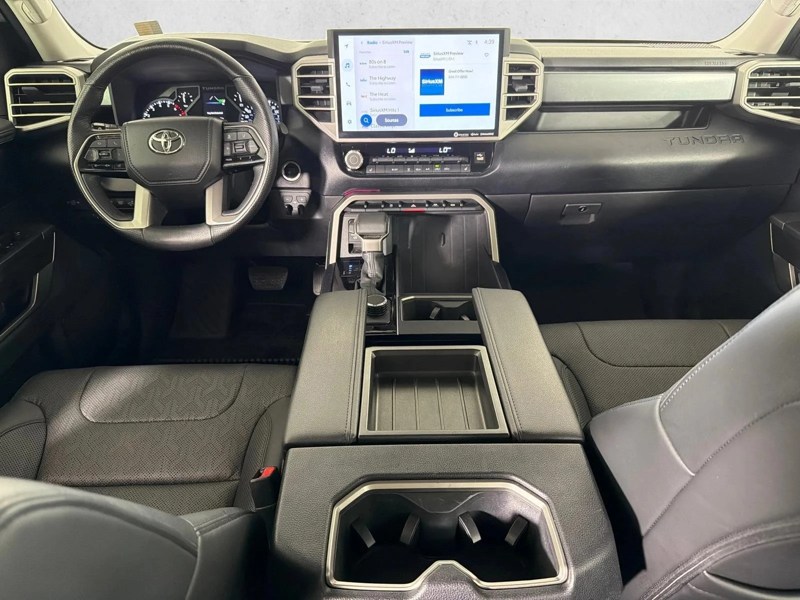Used 2022 White Toyota SR5 image 22
