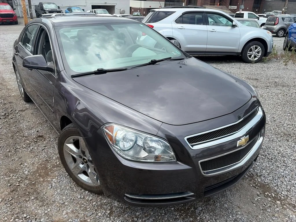 Used 2010 Taupe Gray Metallic Chevrolet LT w/1LT image 4