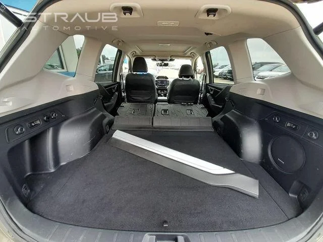 Used 2023  SUBARU  image 50