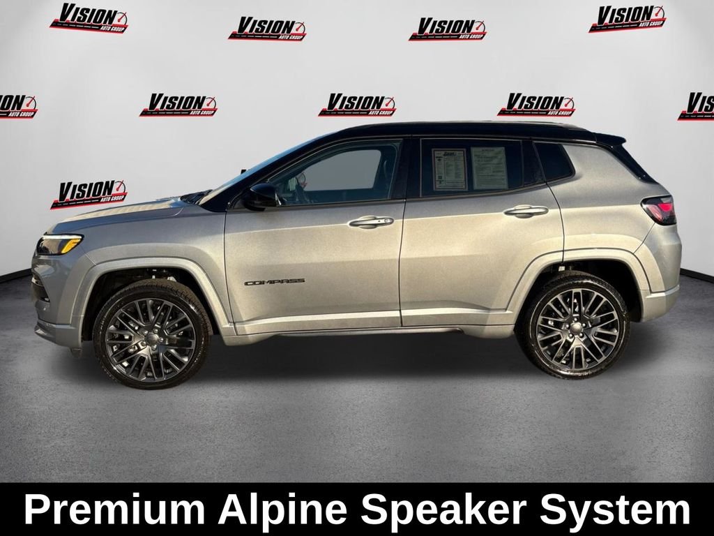 Used 2022 Silver Jeep High Altitude image 9