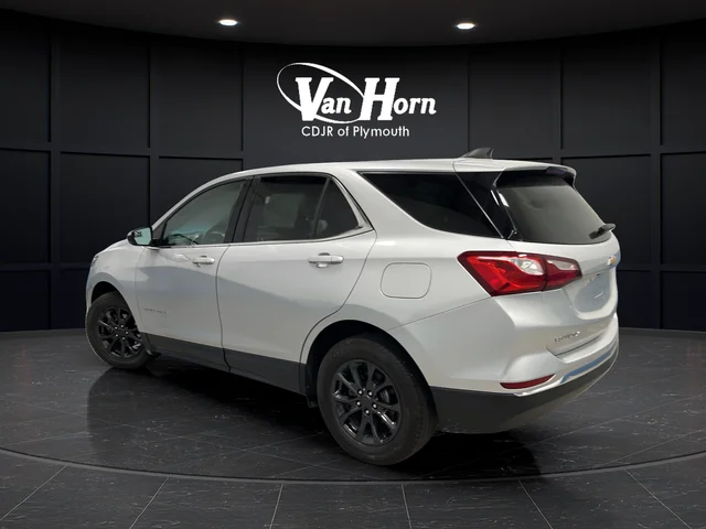 Used 2020 Silver Ice Metallic Chevrolet LT image 5